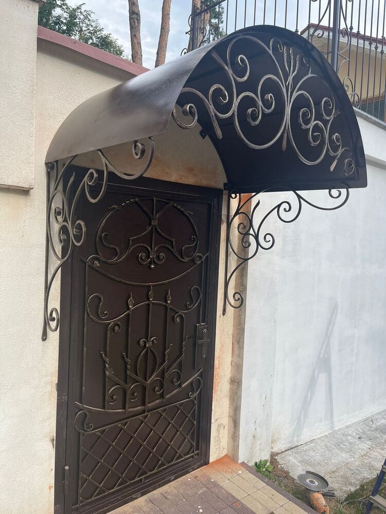 Подъемно-секционные ворота Фрязино